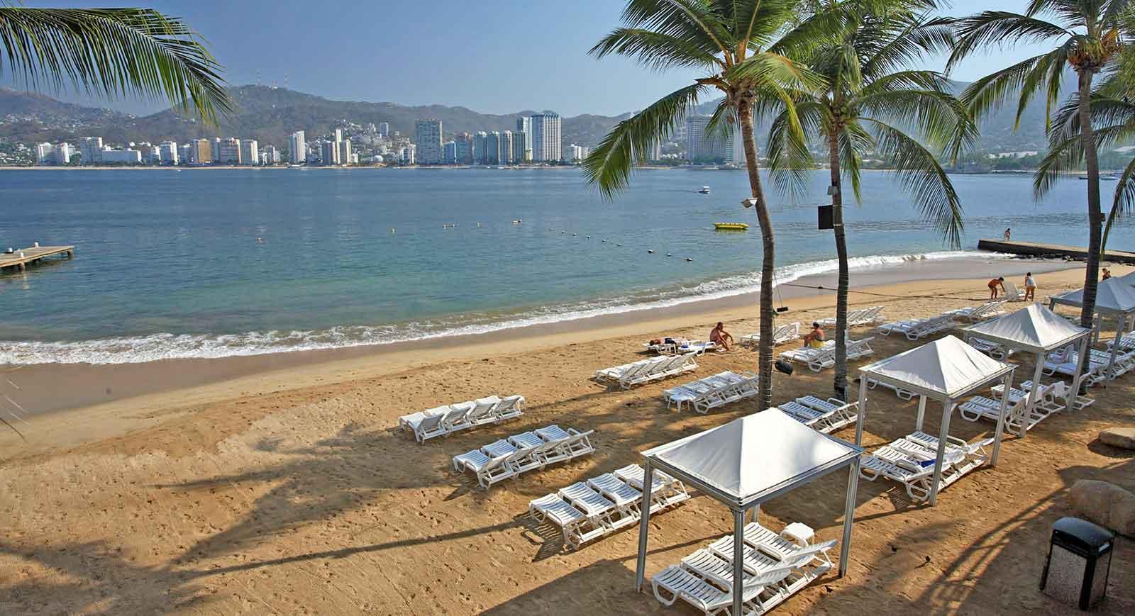 Ritz Acapulco All Inclusive Eksteriør billede View of the beach