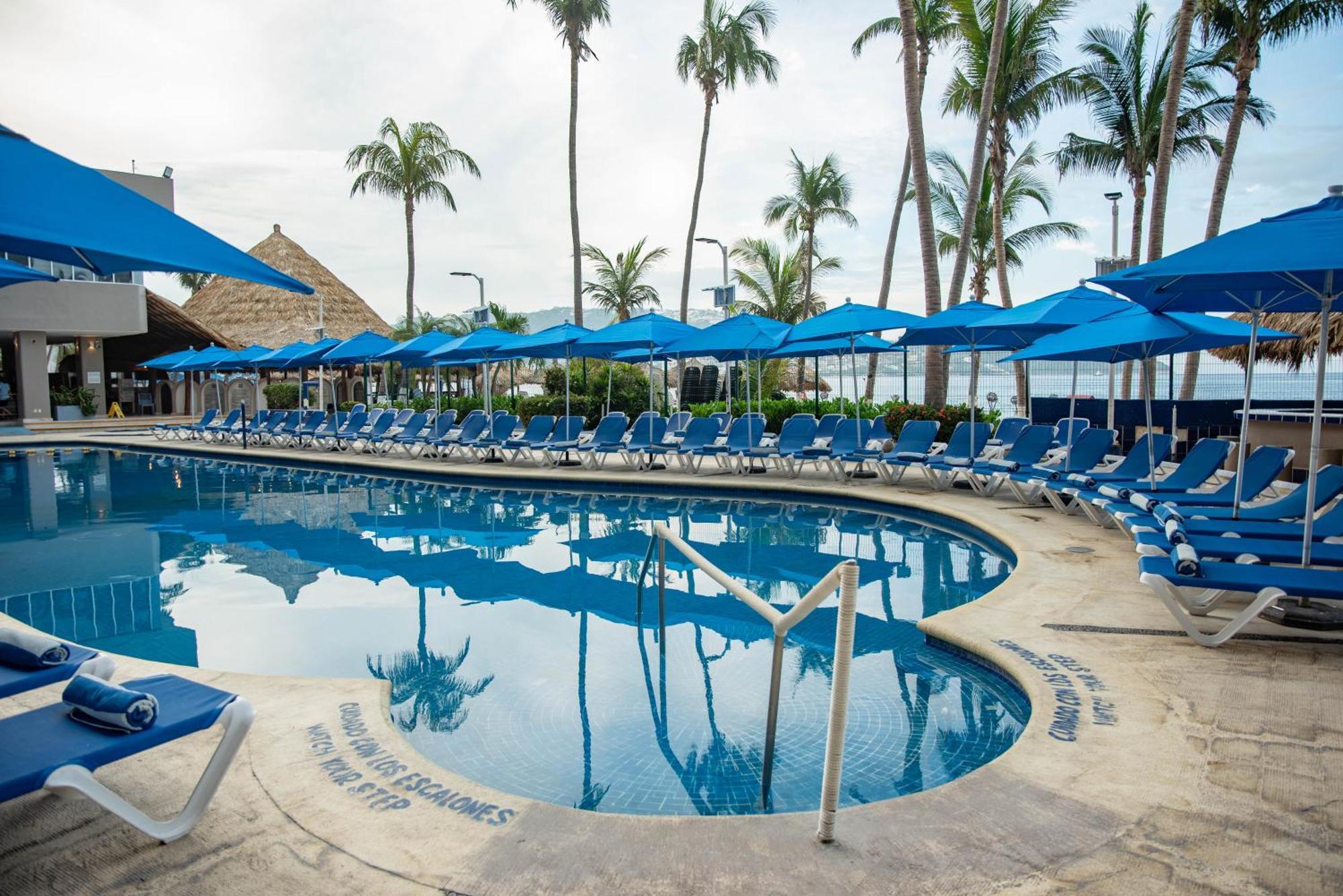 Ritz Acapulco All Inclusive Eksteriør billede Pool at the Hilton San Diego Bay
